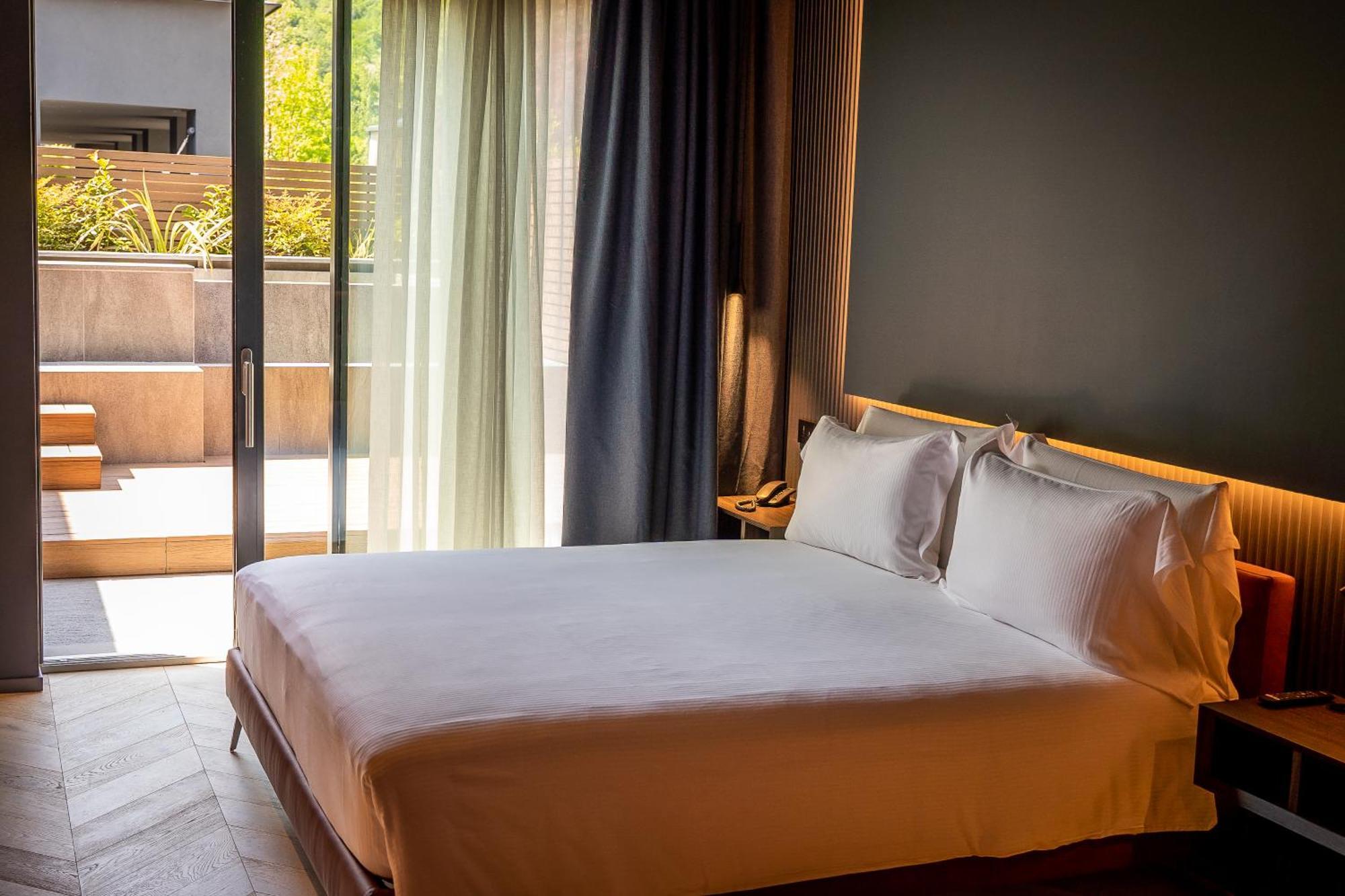 Phi Hotel Piajo Nembro Esterno foto