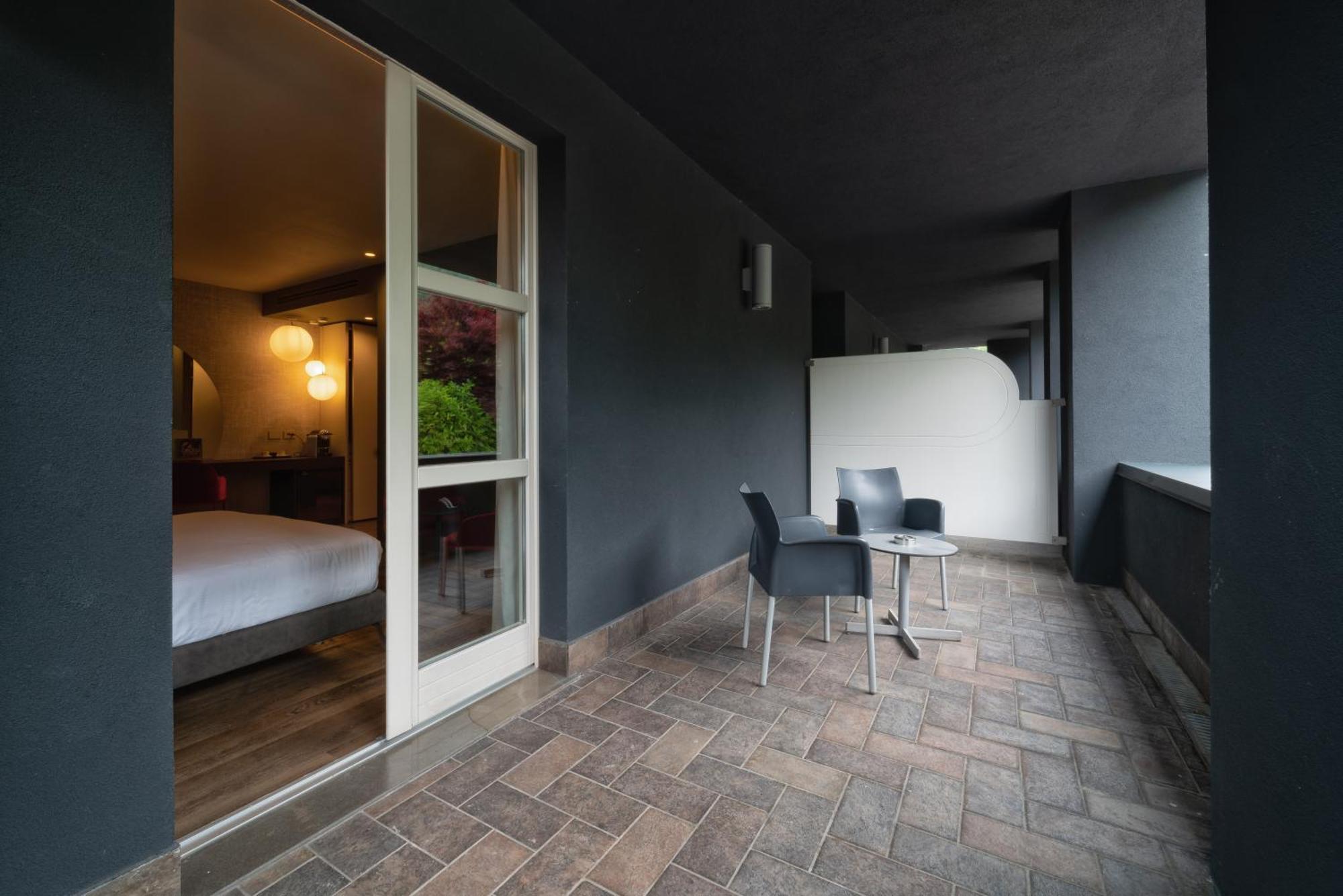 Phi Hotel Piajo Nembro Esterno foto